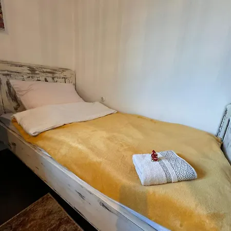 Teodozia Pod Gwiazdami فندق مبيت وإفطار